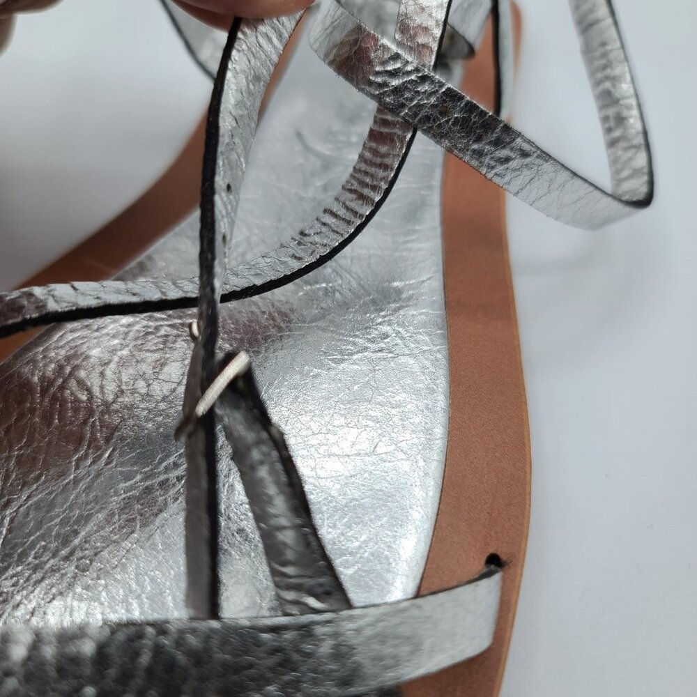 Vicenza Athena Anklet Wrap Sandals Metallic Silver Size US11 EU 42 New FLAW - Picture 5 of 9